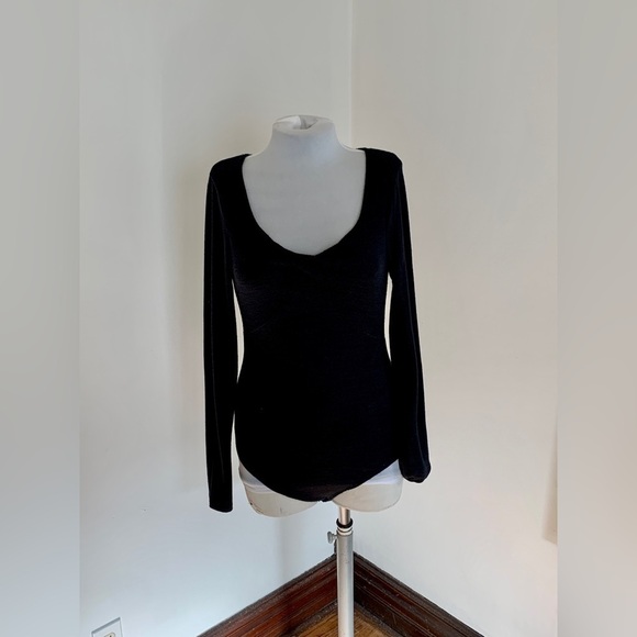 Abercrombie & Fitch Long-Sleeved Soft A & F Cozy Twist Bodysuit Blue Black Knit - Picture 5 of 17